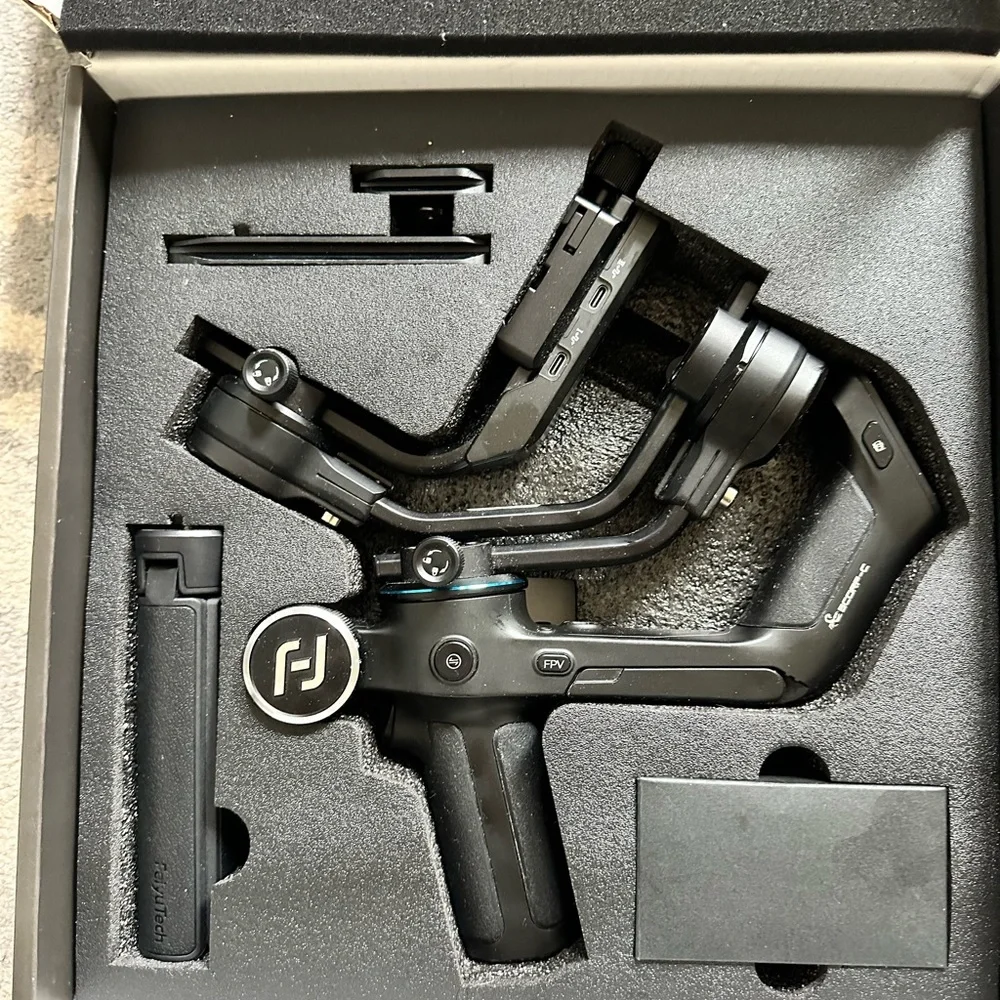 FeiyuTech SCORP-C Camera Stabilizer 3-Axis Handheld Gimbal Stabilizer. Open box